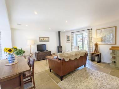 Hearnesbrook Barn  Emsworth