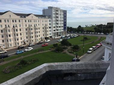 Carlton Court Hotel Eastbourne