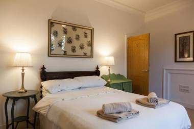 Apartment 3 The Grove