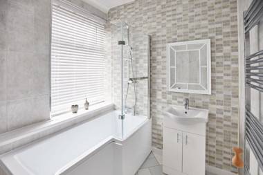 Host & Stay - Church View