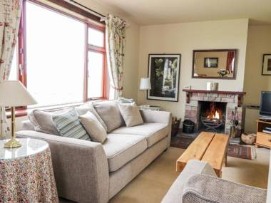 Courtyard Cottage Duns