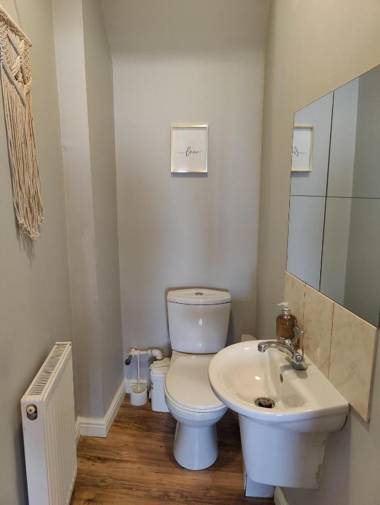 NEW Fabulous 2BD Maisonette Dunfermline Fife