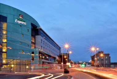 Holiday Inn Express Dundee an IHG Hotel