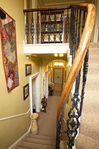 Dupplin152 bed and breakfast