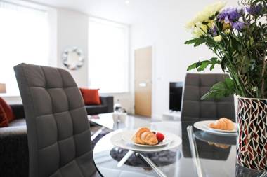 Casa Fresa - King Street Apartments