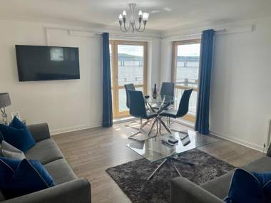 Casa Fresa - City Quay Apartment