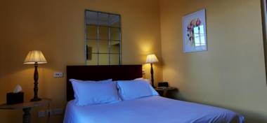 Buccleuch and Queensberry Arms Hotel