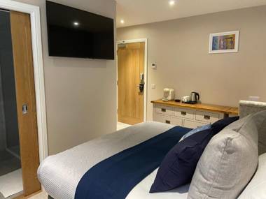 Kirkwirral Guest House and Spa