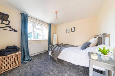 Perfect for CONTRACTORS Dudley