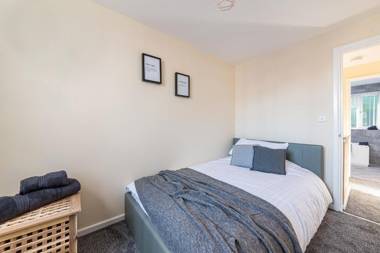 Perfect for CONTRACTORS Dudley