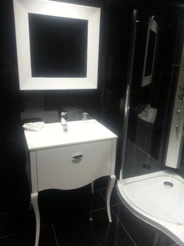 Santo's Higham Farm Hotel