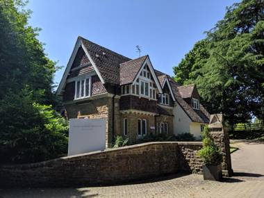 Hartsfield Manor