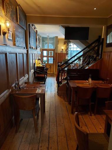 Anzac Street B+Bistro