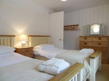 4 Coastguards Cottage Kingsbridge