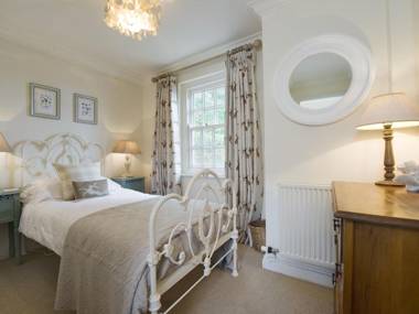 Coach House Cottage Strete