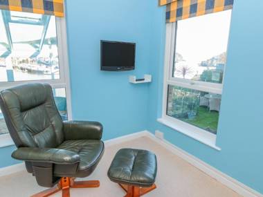 Estuary View (House & Annexe)