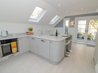 1 The Old Coach House