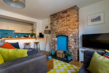 The End House - Cosy and central (Dartmouth)