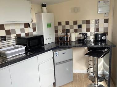 Garden View a cosy glamping style cabin for two