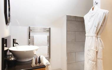 Rowhill Grange Hotel & Utopia Spa