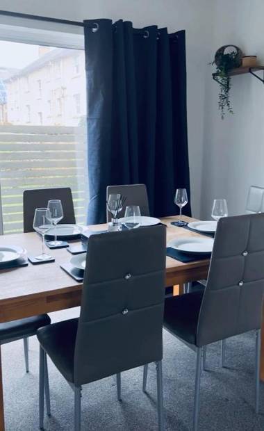 Dalkeith Five Bedroom House