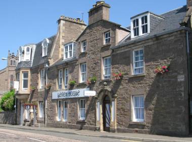 Leven House B&B and Squirrel Away Self Catered Apartment