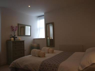 Marine Terrace Apartments