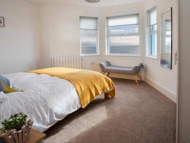 The Towers - Ardudwy