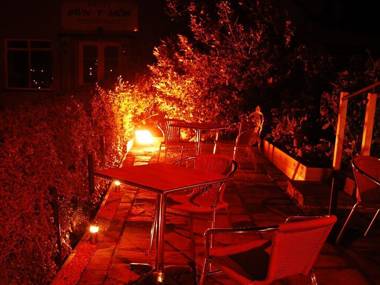 The Moelwyn Hotel & Restaurant