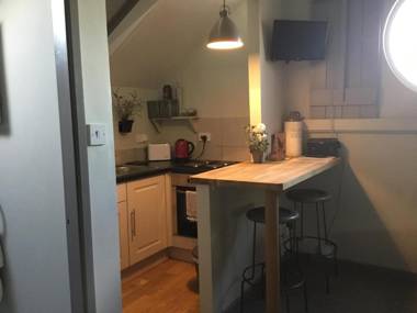 The Jockey Room Hideaway