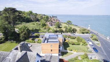 Seafront Quay West Apartments