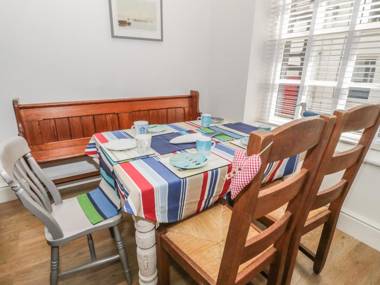 22 Uppergate Street Conwy