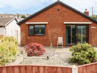 3 Trem Afon Colwyn Bay