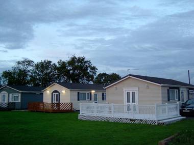 Warrens Village Motel and Self Catering