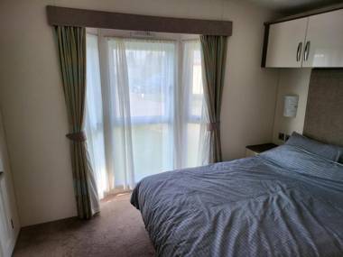 Remarkable 2-Bed lodge in Clacton-on-Sea