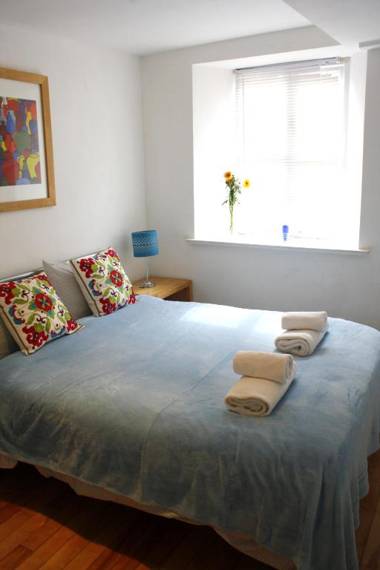 The Shop By Treetop Property