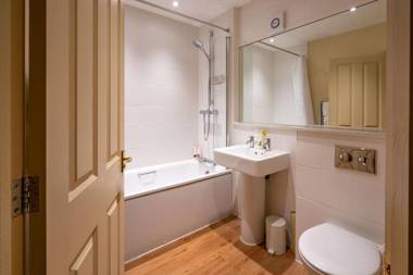 Crown Inn at Tolldown