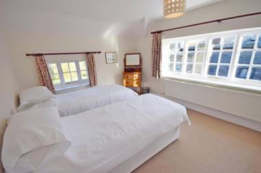 Flint Cottage  Emsworth