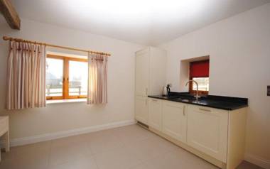 Old Root House Lavant