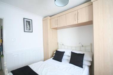 37E Medmerry Park 2 Bedroom Chalet