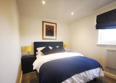 A Place With A View - 2 bed village apartment