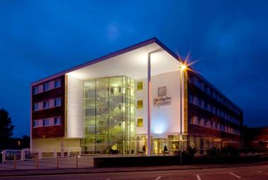 Holiday Inn Express Chester Racecourse an IHG Hotel