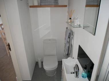 Domus House Studio Apartments