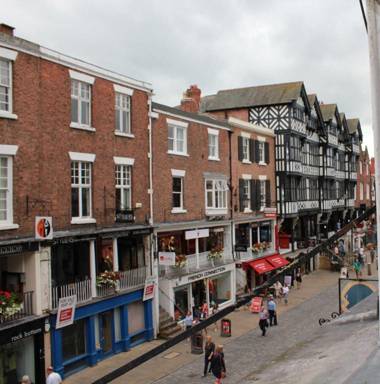 Bridge Street Apartment