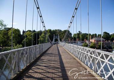 The Tudor Gathering - Events Groups - Up To 30 - Hot Tub