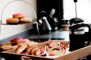 The Tudor House - Sleep Up To 14 City Centre Parking & Optional Hot Tub