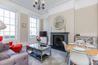 Luxury Apartment - 18 Lansdown Crescent