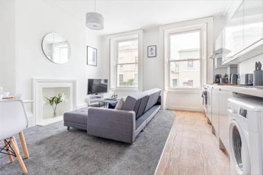 Cheltenham City Centre - 1 Bedroom Apartment