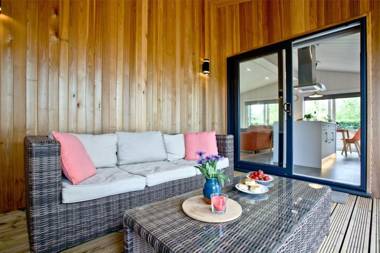 Orchard Lodge Strawberryfield Park