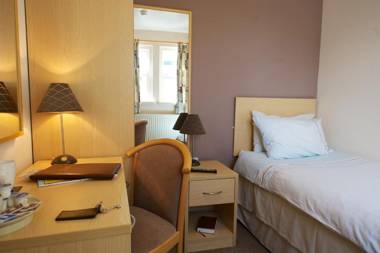 Rose and Crown Hotel